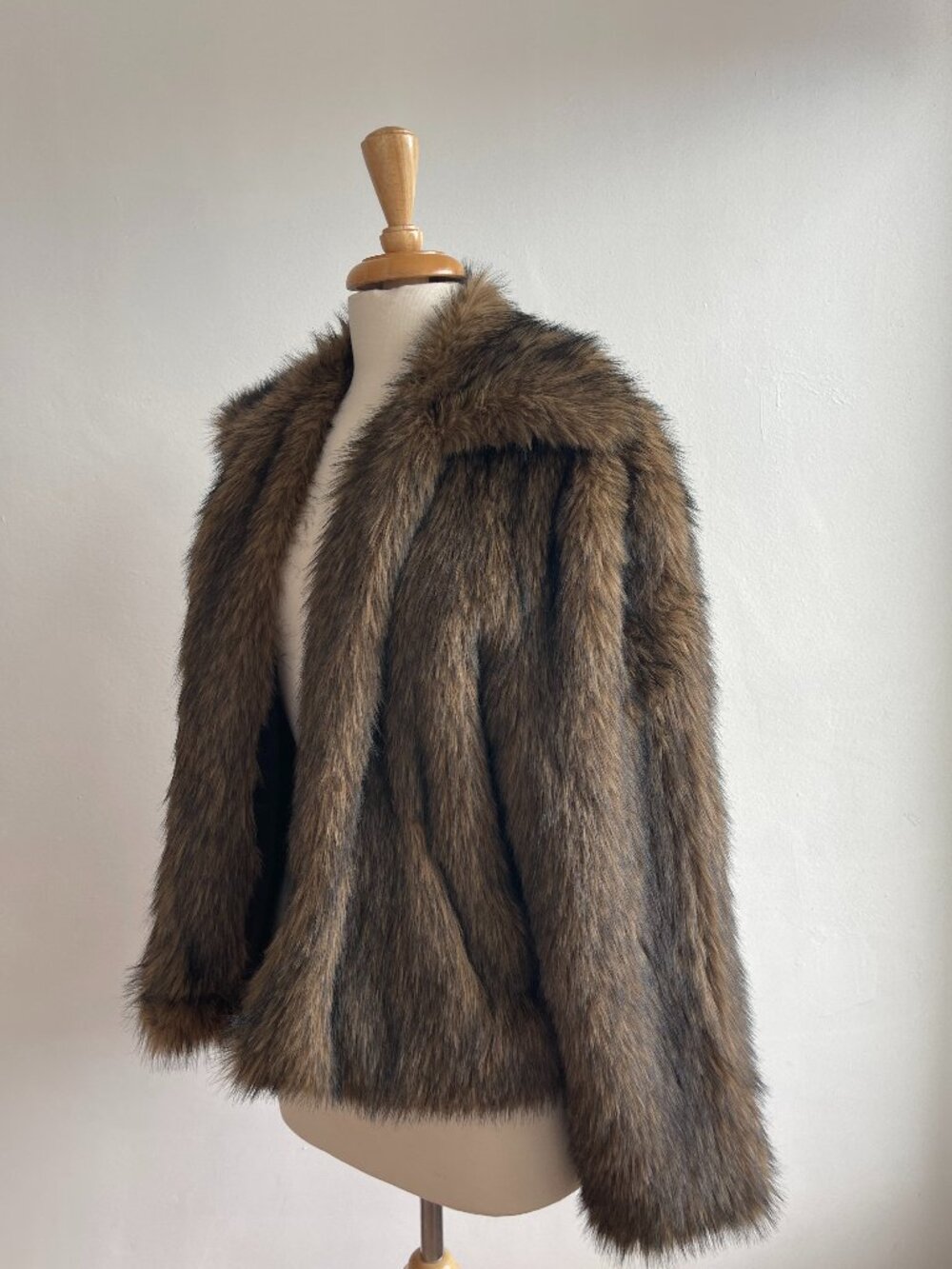 Edikted Fur Jacket - Picture 3 of 3